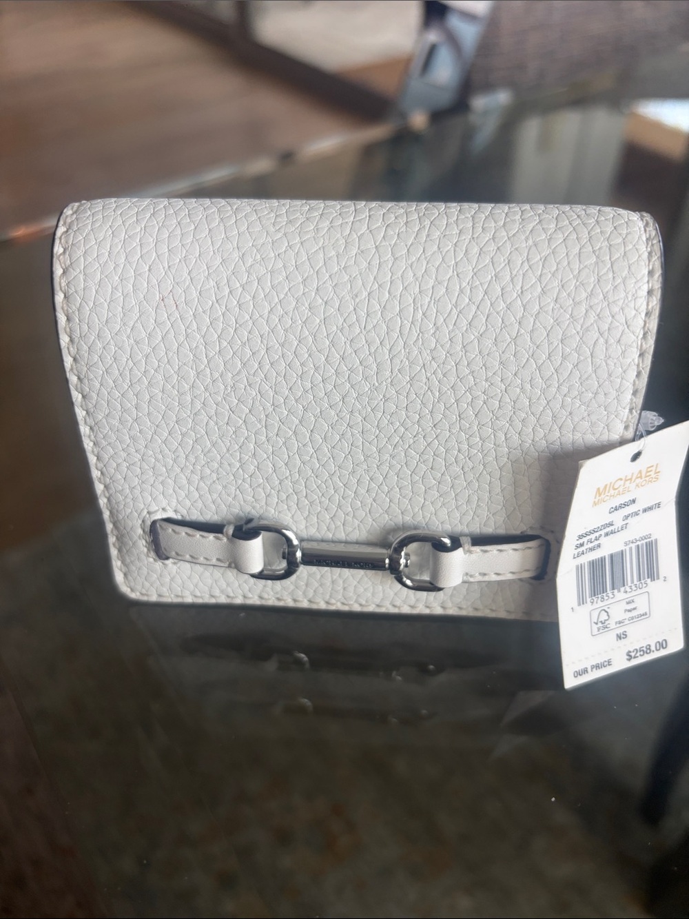 MICHAEL Michael Kors Off-White Pebbled Leather Card Wallet with Silver Hardware